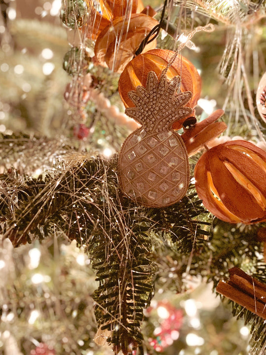 CHARLESTON PINEAPPLE ORNAMENT